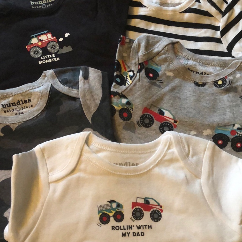 NWT The Children’s Place 5pk Onesies